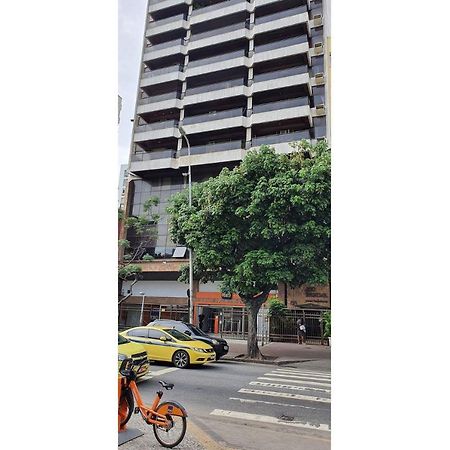 Flat Ipanema 2 Qtos Gar. Serv. Piscina Em Fte Metro Рио де Жанейро Екстериор снимка